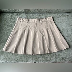 ARITZIA Sundays Best Beige Pleated Mini Skirt